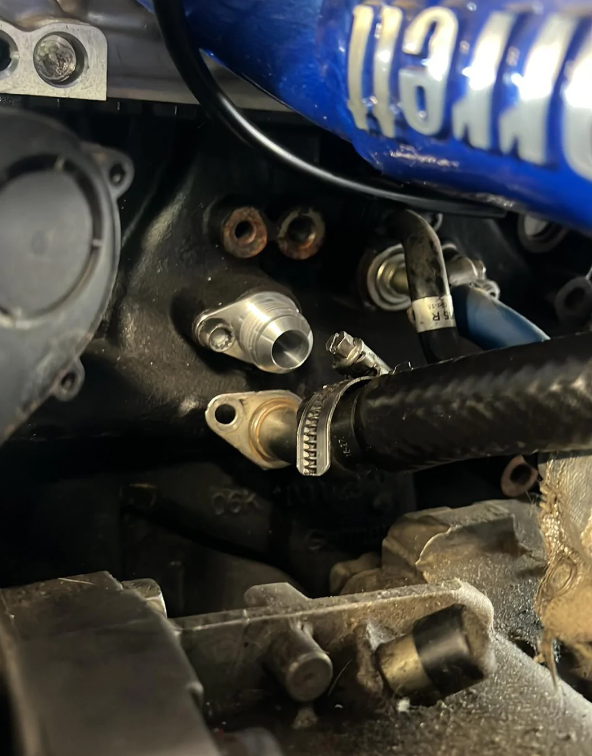 DBV2 -MQB/EVO4 -10AN Oil Return Block Fitting