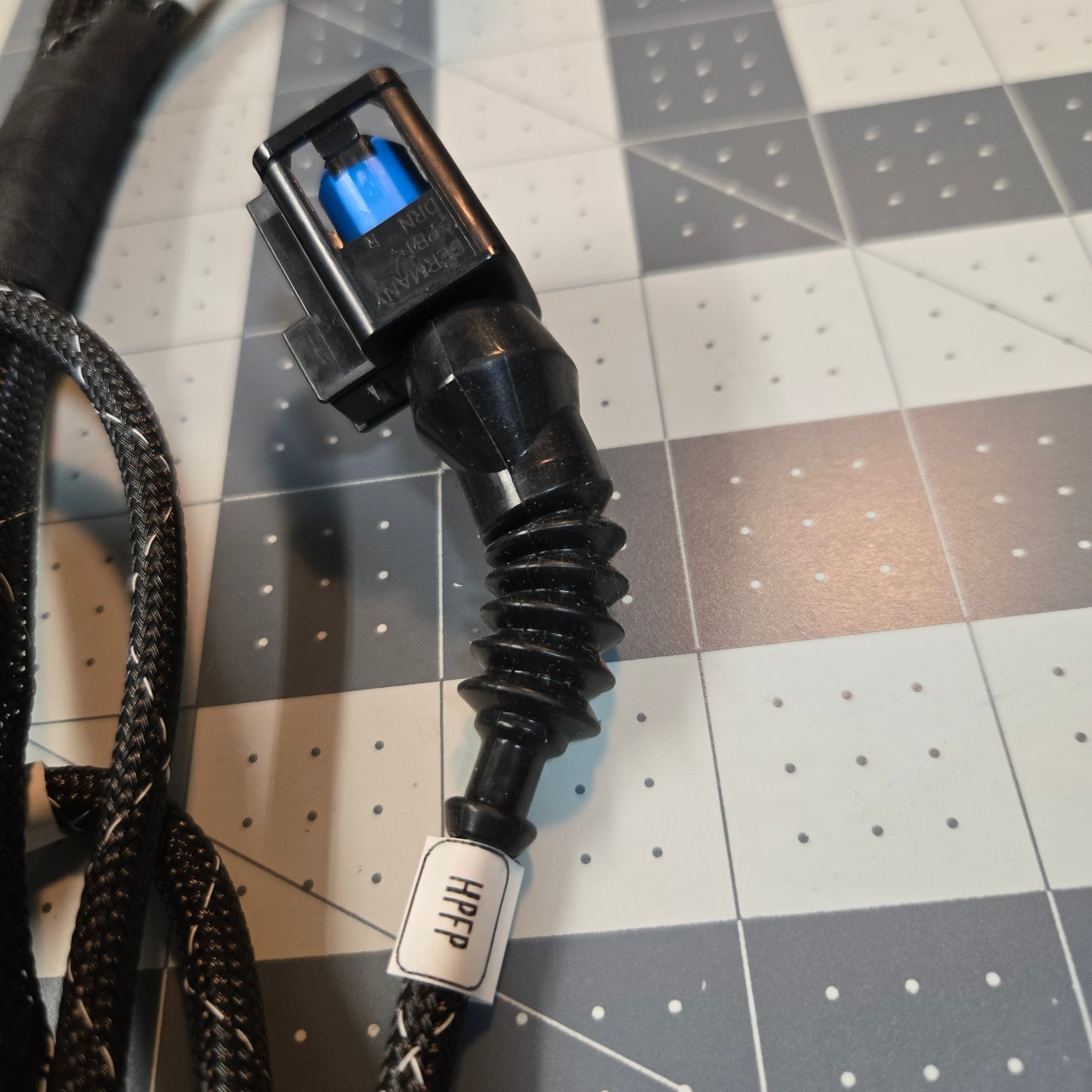 OctoMotive Tucked EA888 gen3 Camshaft Actuator Replacement Harness (16-Pin Sub-Harness)